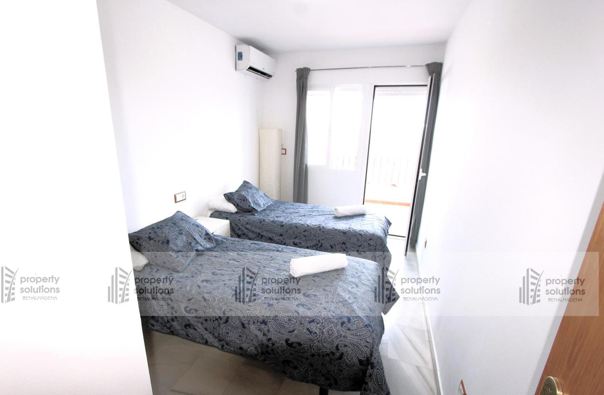 Lomas de Mena: Seaside Penthouse with Pool and BBQ Apartment Benalmadena Exterior photo